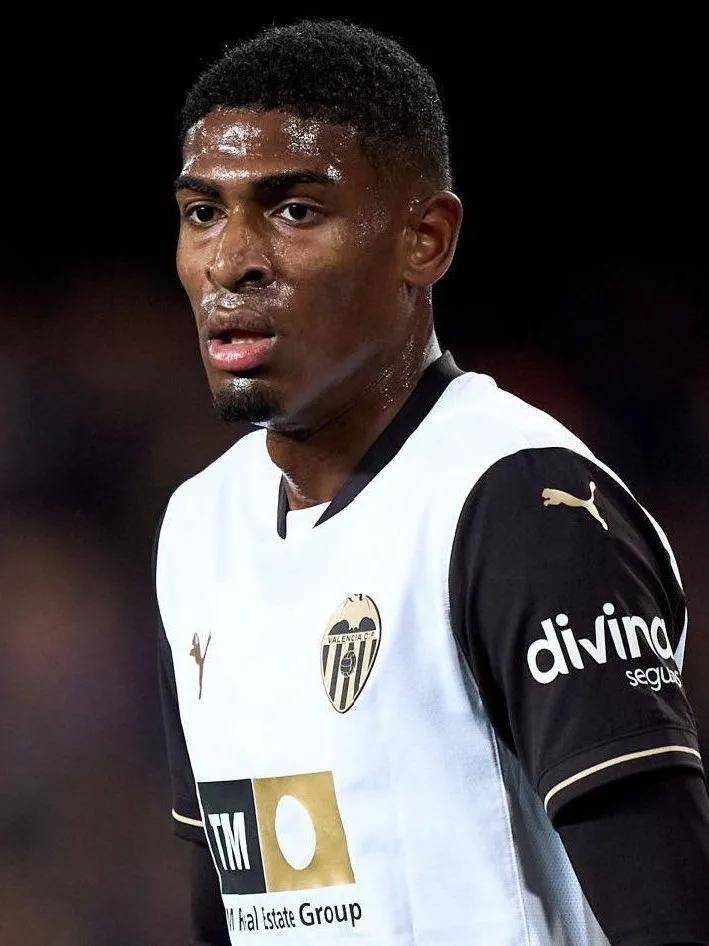 曼城虽然通 曼城虽然通