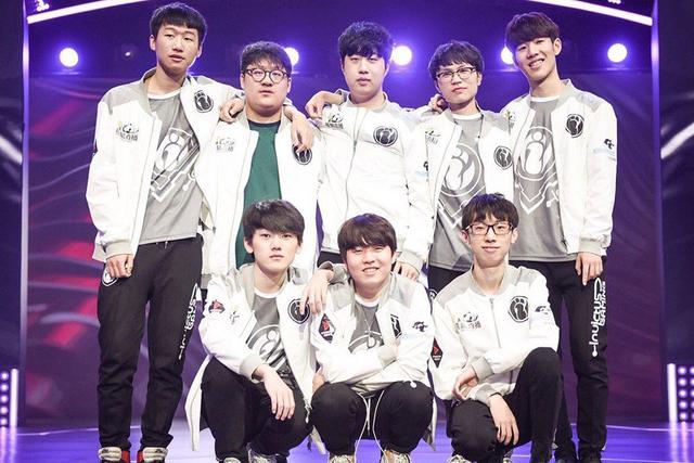 篮球运动员 篮球运动员