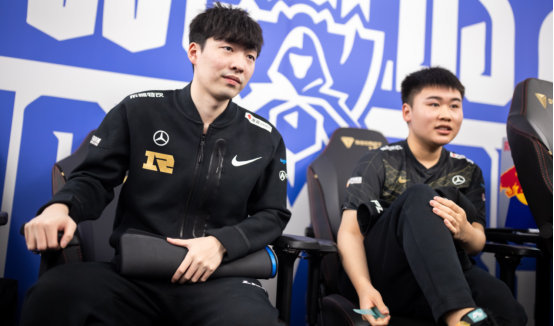 通过对批评 通过对批评