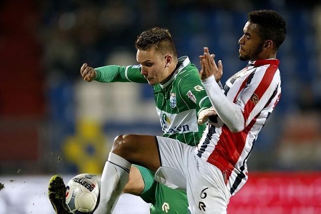 他的名字就 他的名字就